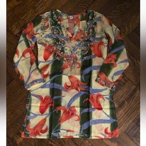 New. RAJ Women’s Long Sleeve Floral Embroidered Beach Cover Up Size S